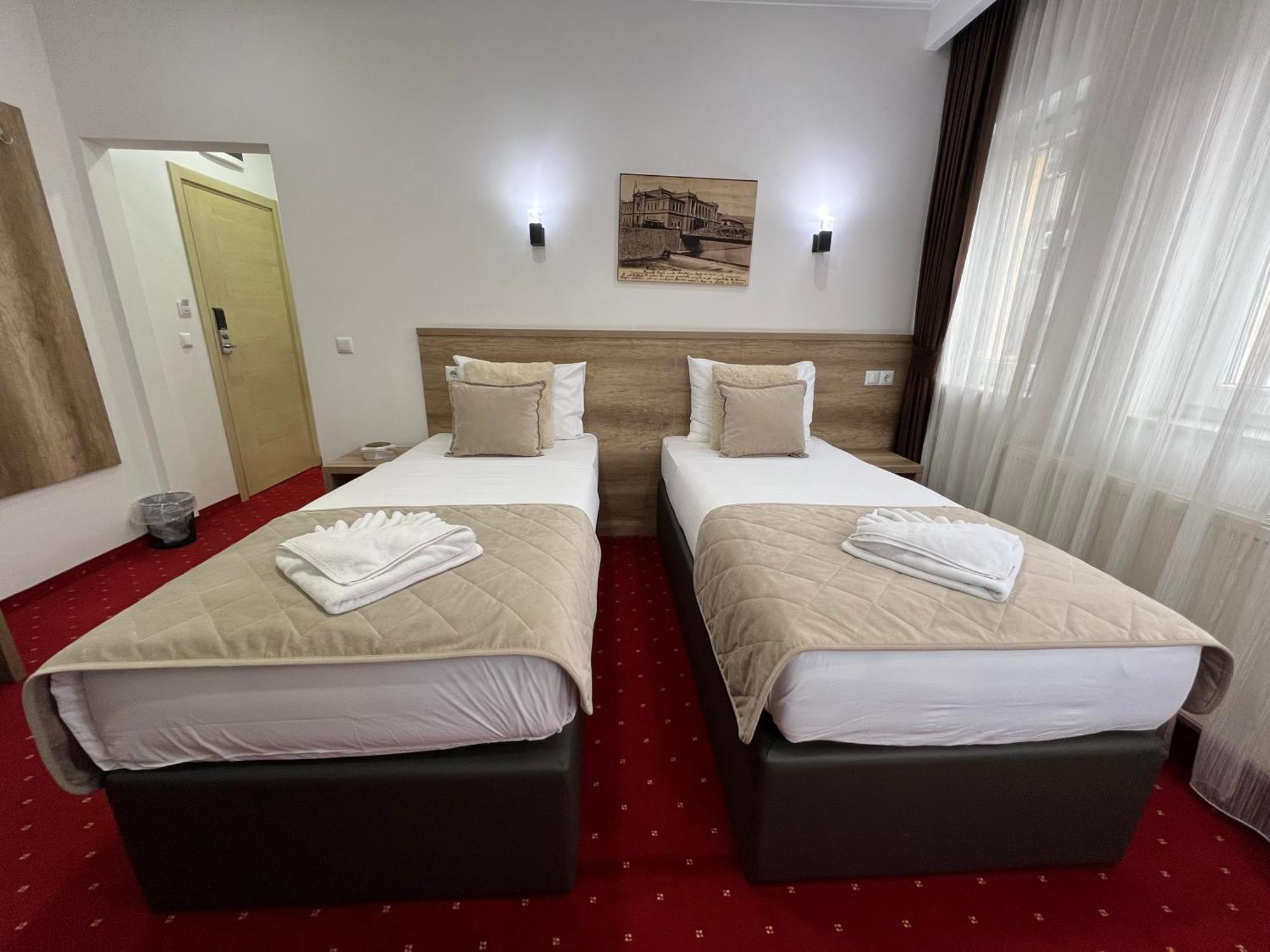 Hotel Nacional Free Parking SJJ Rom bilde