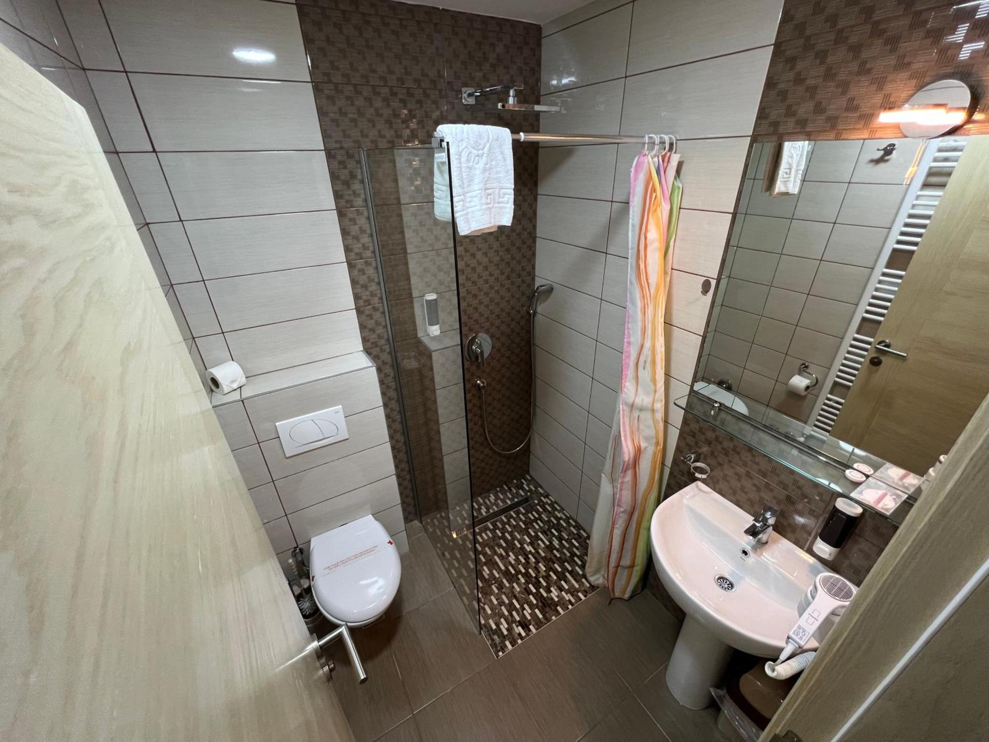 Hotel Nacional Free Parking SJJ Rom bilde